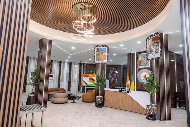 604534999 1296303452535960 3858282880063732776 n Copie 1